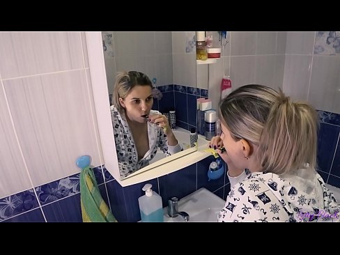 ❤️ Hack s mladima u pidžami završava oralnu spermu u dupe - letty black Analni video na hr.chancel.top ❤