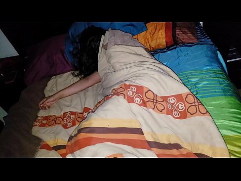 ❤️ Posinak grdi svoju mladu maćehu dok ona spava. Analni video na hr.chancel.top ❤